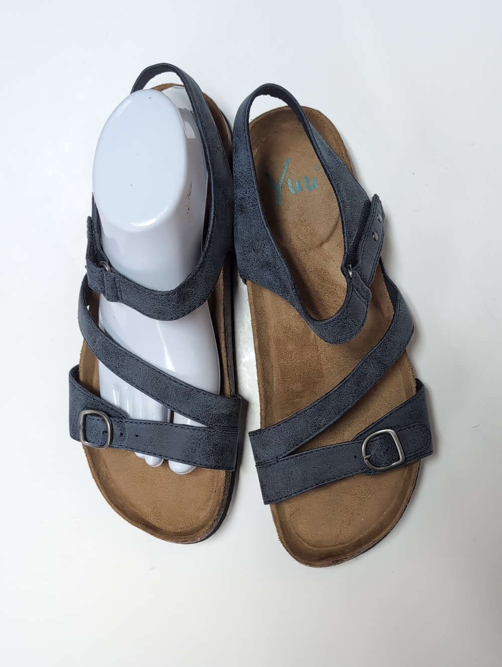 Yuu Charcoal Gray Adjustable Strappy Sandals